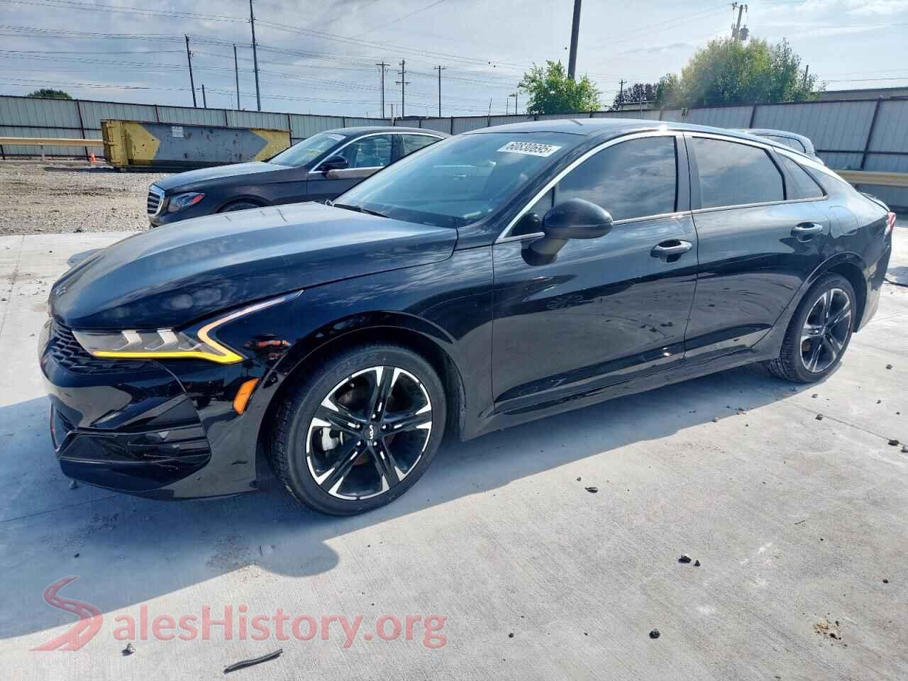 2023 KIA K5 — VIN 5XXG64J27PG201133