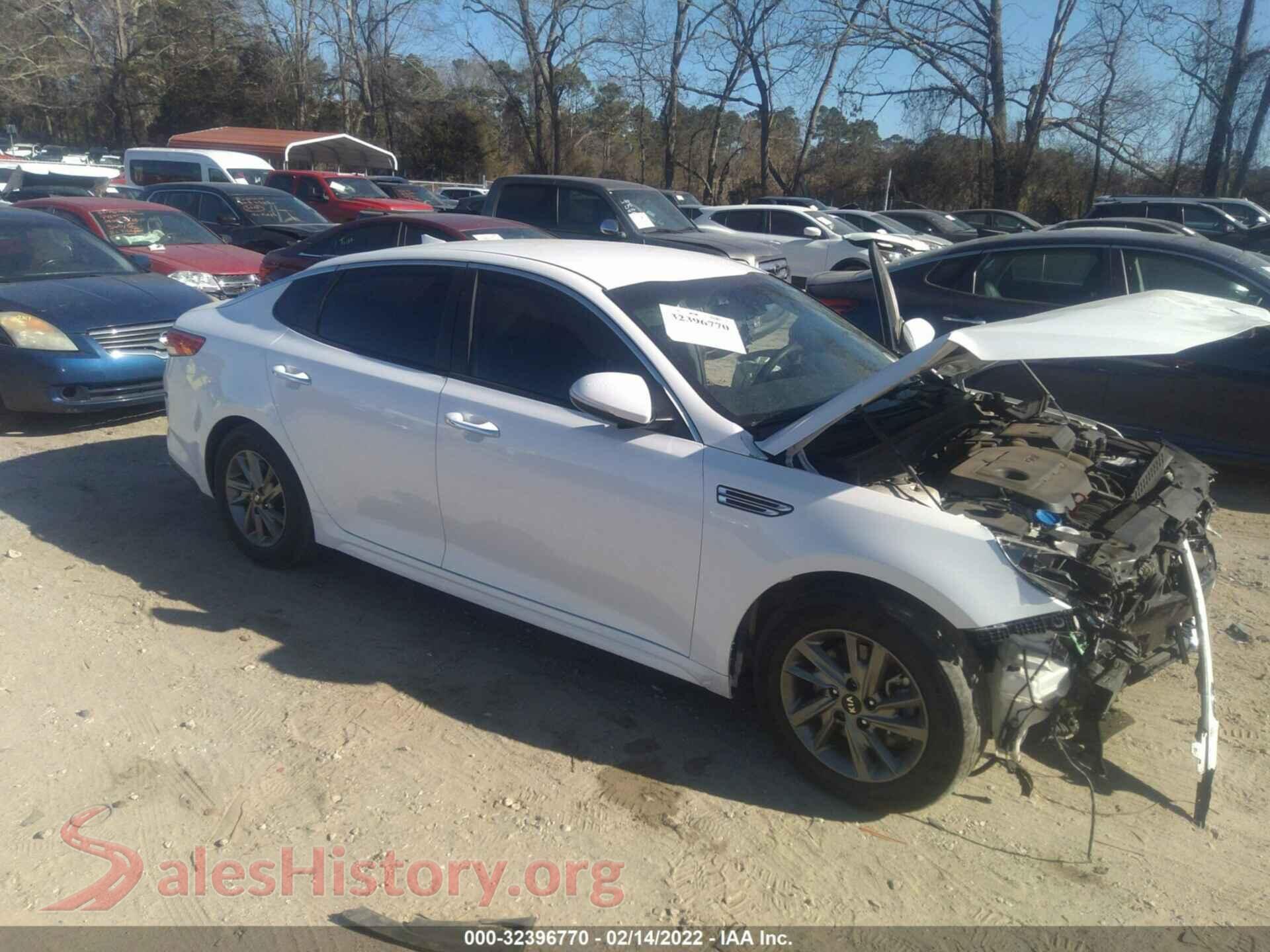 2019 KIA OPTIMA — VIN 5XXGT4L32KG318609