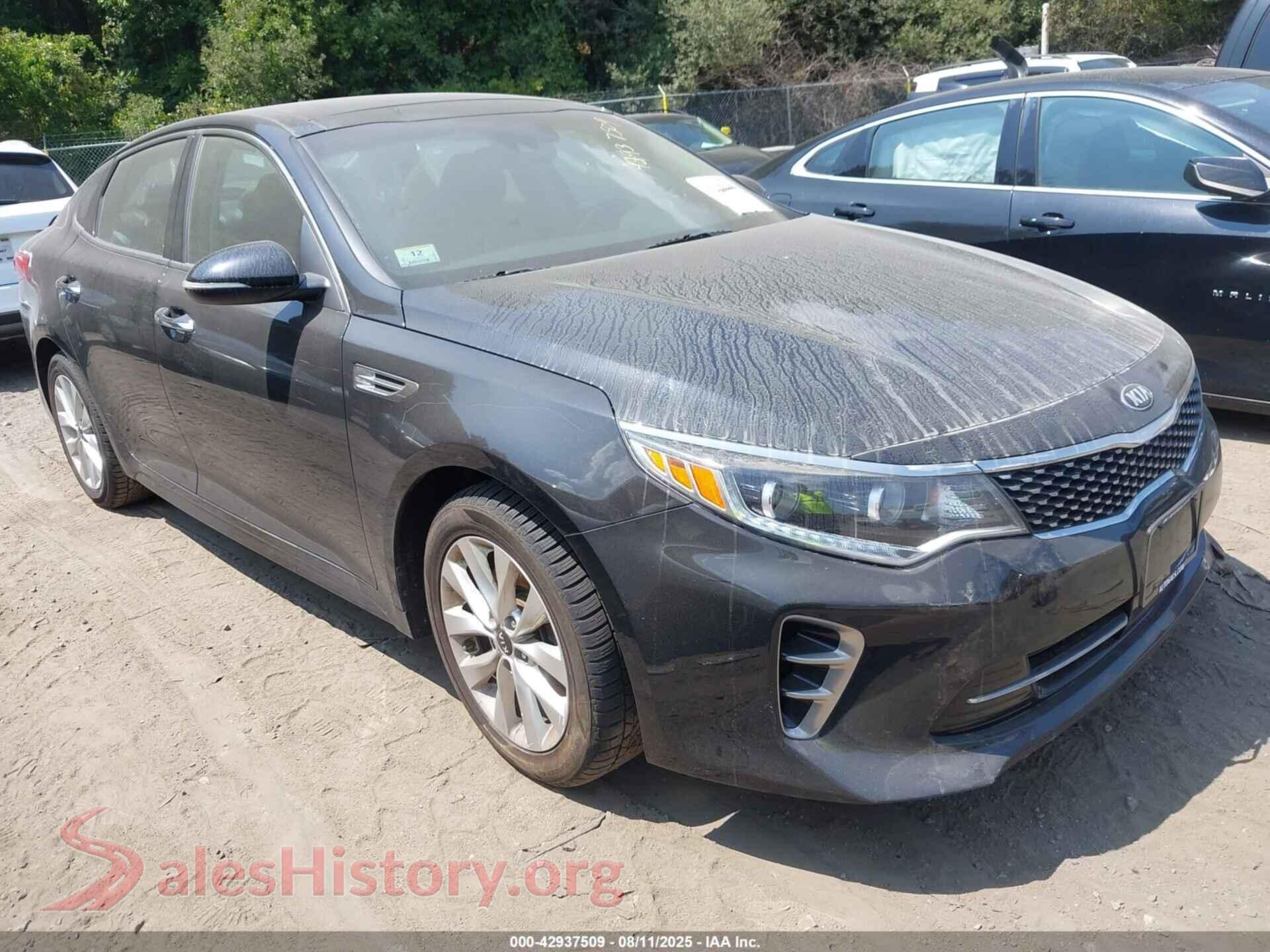 2017 KIA OPTIMA — VIN 5XXGU4L38HG144762