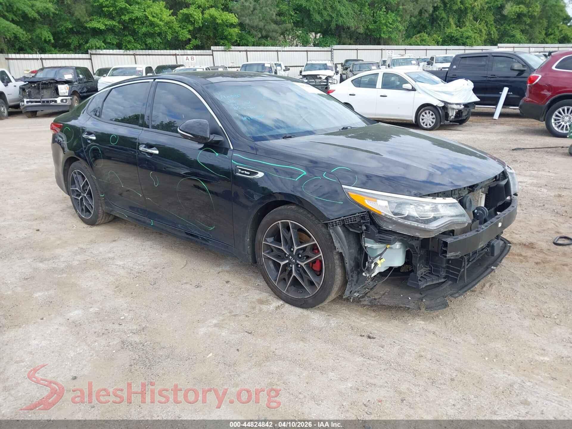 2019 KIA OPTIMA — VIN 5XXGW4L23KG313787
