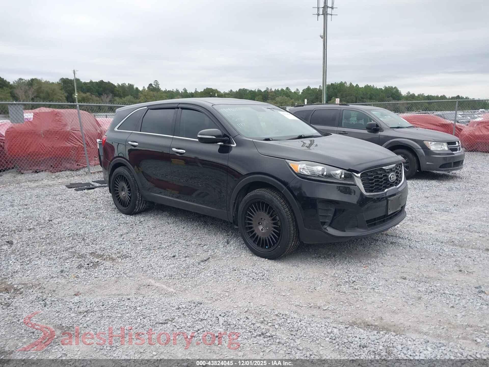 2019 KIA SORENTO — VIN 5XYPG4A35KG585374