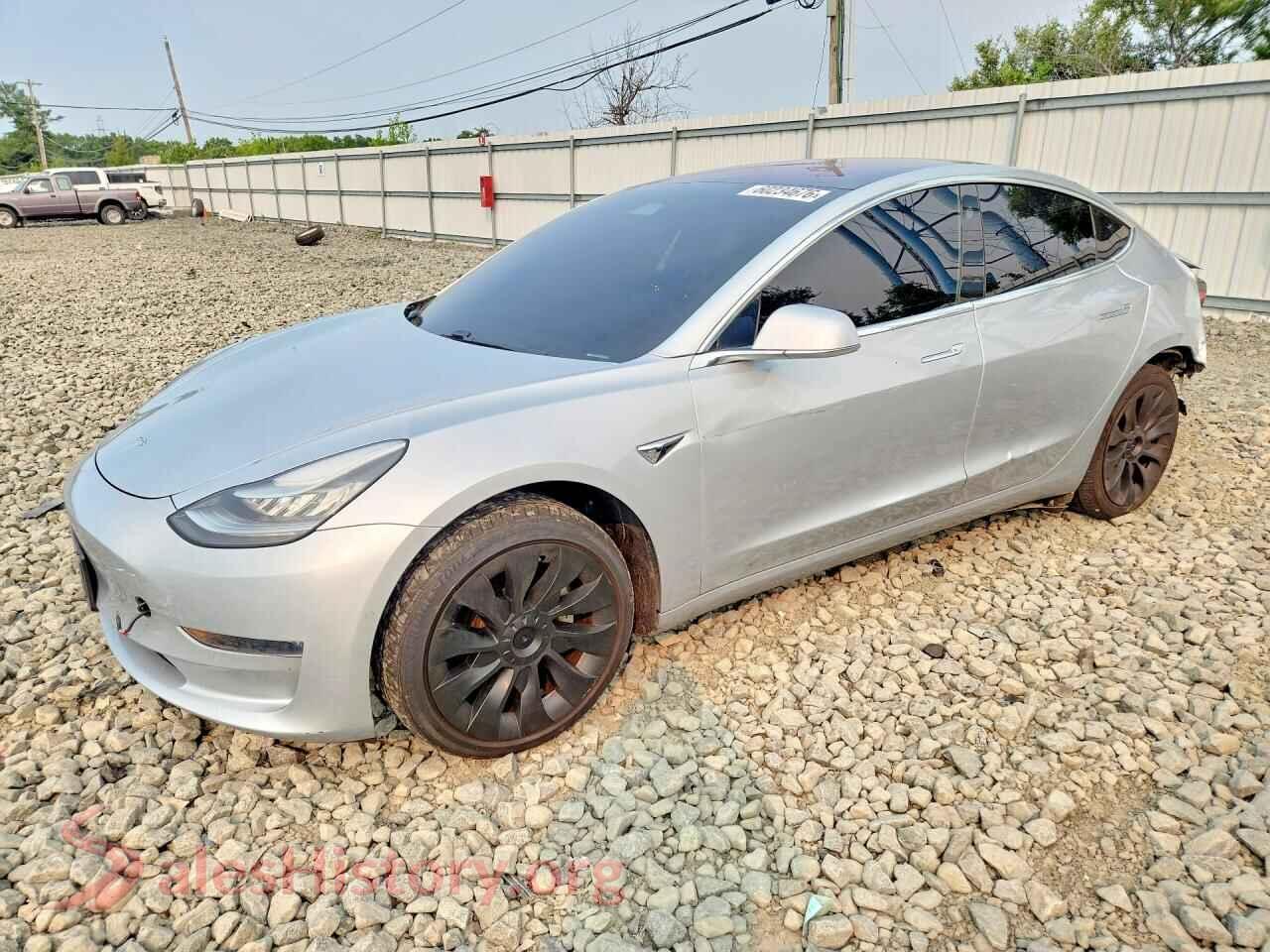 2018 TESLA MODEL 3 — VIN 5YJ3E1EB8JF104432