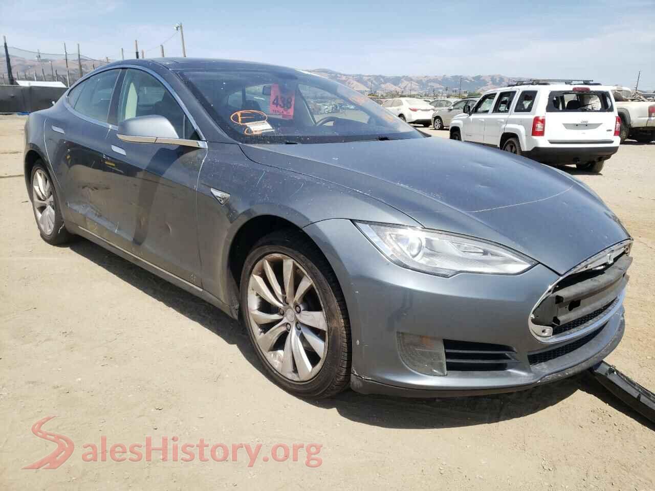 2013 TESLA MODEL S — VIN 5YJSA1CG1DFP11086