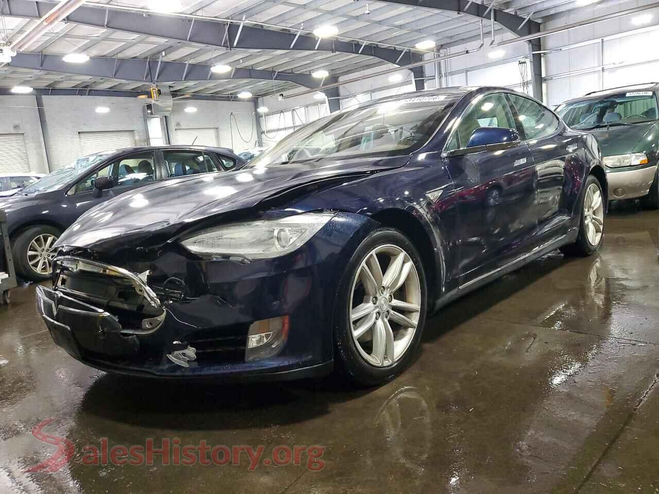 2013 TESLA MODEL S — VIN 5YJSA1CN4DFP08570