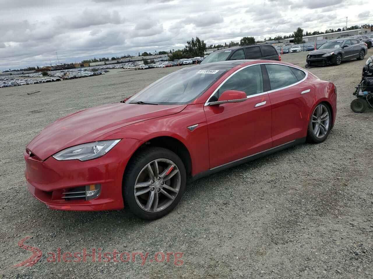 2013 TESLA MODEL S — VIN 5YJSA1CNXDFP14695
