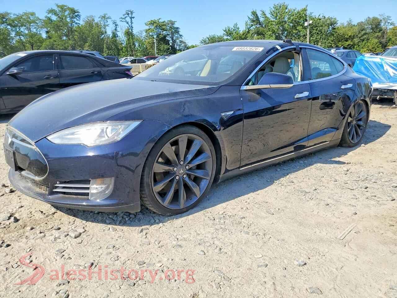 2013 TESL MODEL S — VIN 5YJSA1CP6DFP13349