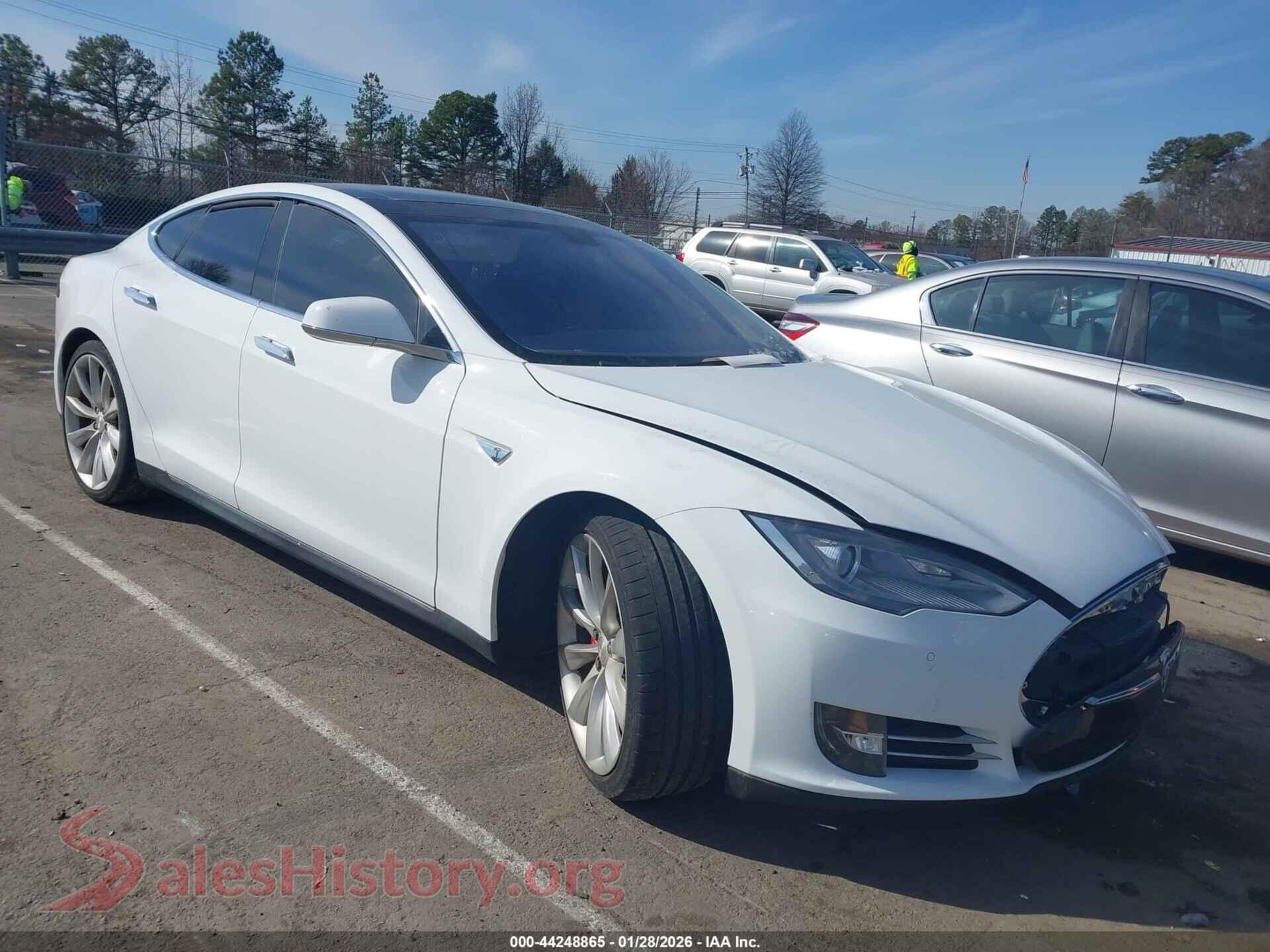 2013 TESLA MODEL S — VIN 5YJSA1DP7DFP28893