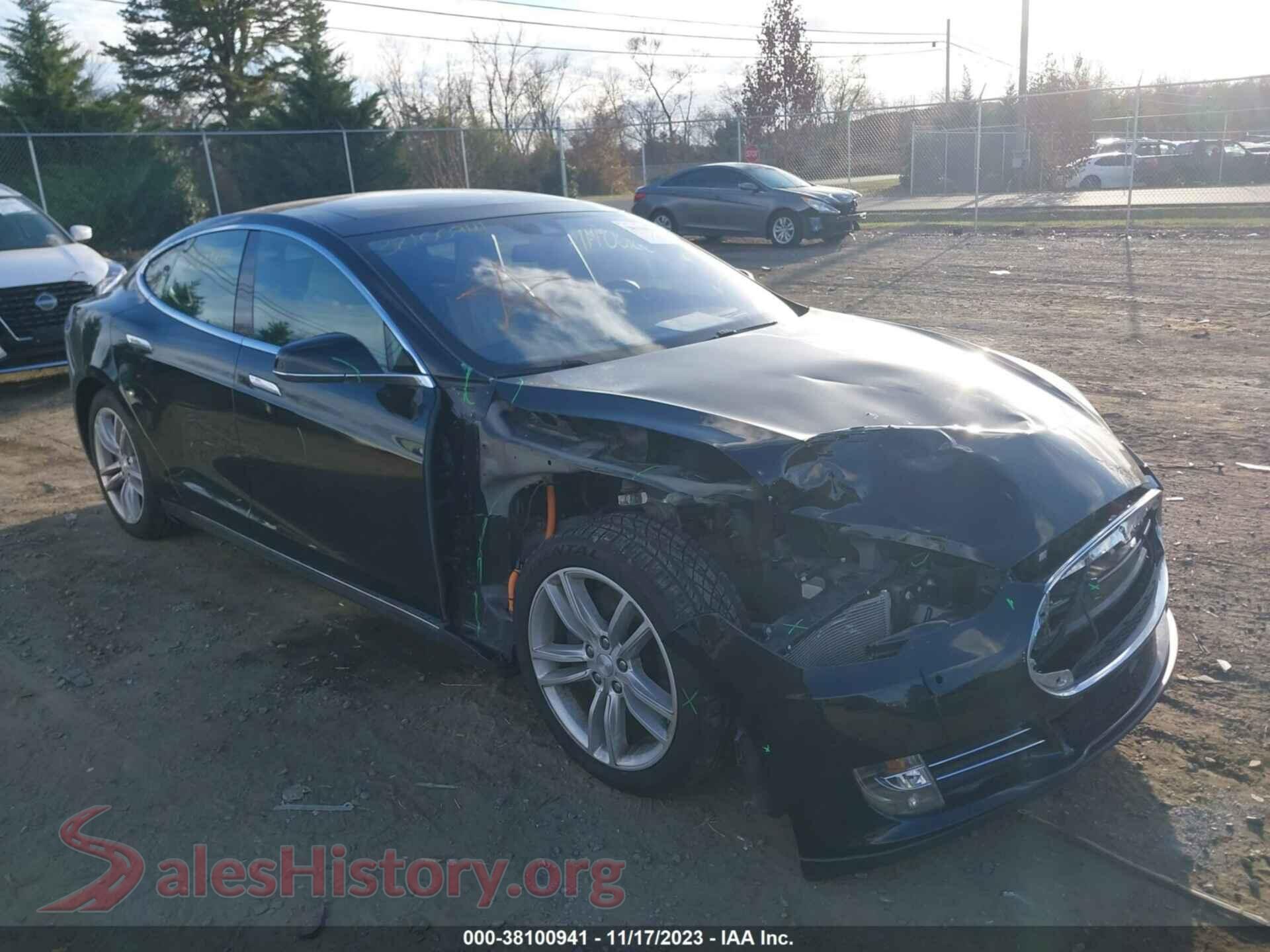 2015 TESLA MODEL S — VIN 5YJSA1E27FF101083