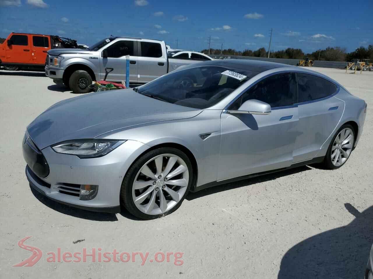 2015 TESLA MODEL S — VIN 5YJSA1E28FF112481
