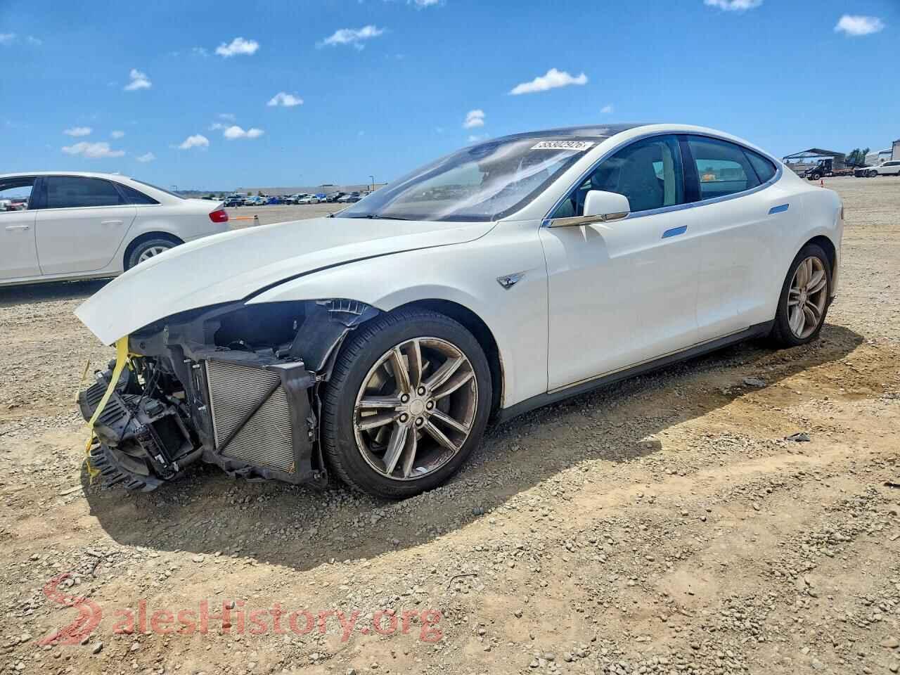 2015 TESLA MODEL S — VIN 5YJSA1E28FF118930