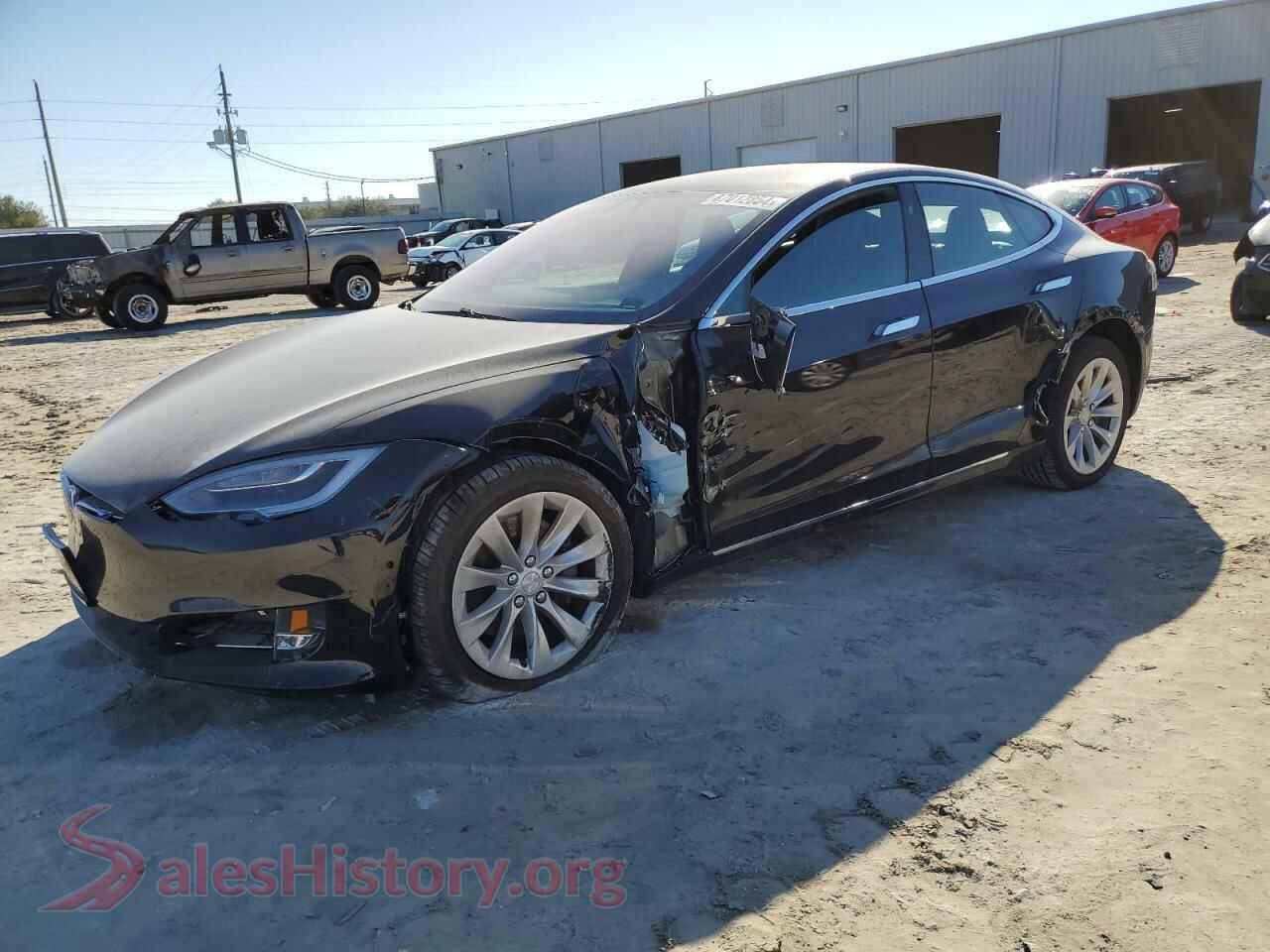 2018 TESLA MODEL S — VIN 5YJSA1E28JF270215