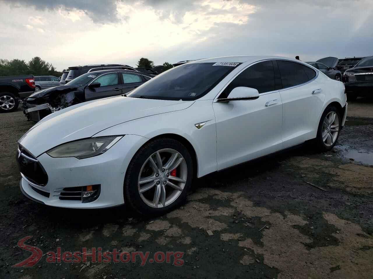 2015 TESLA MODEL S — VIN 5YJSA1E42FF118651