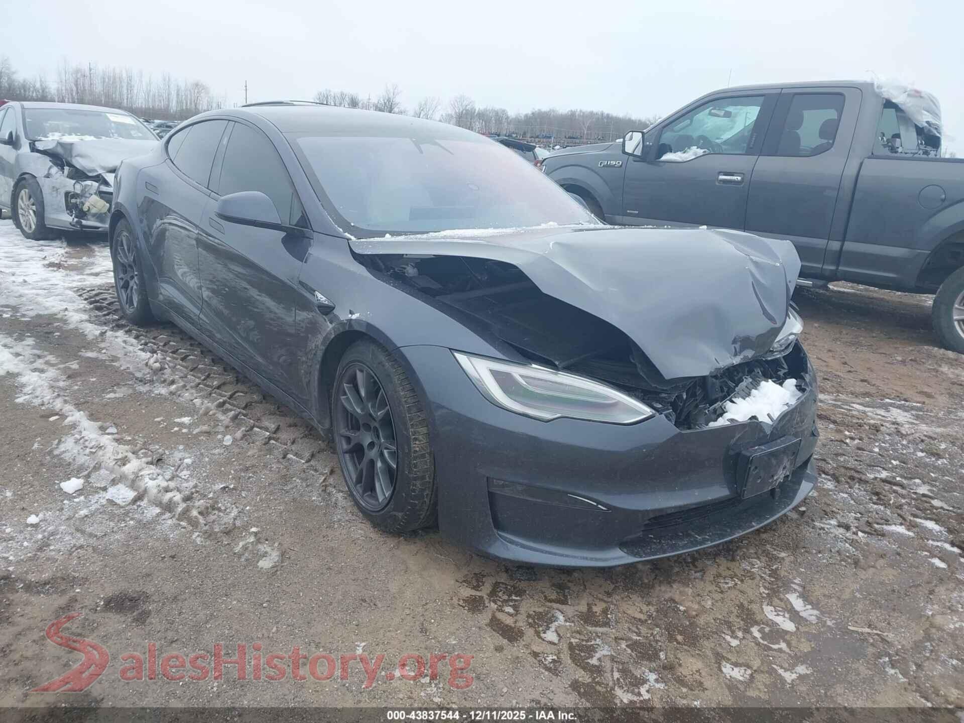 2021 TESLA MODEL S — VIN 5YJSA1E51MF452496