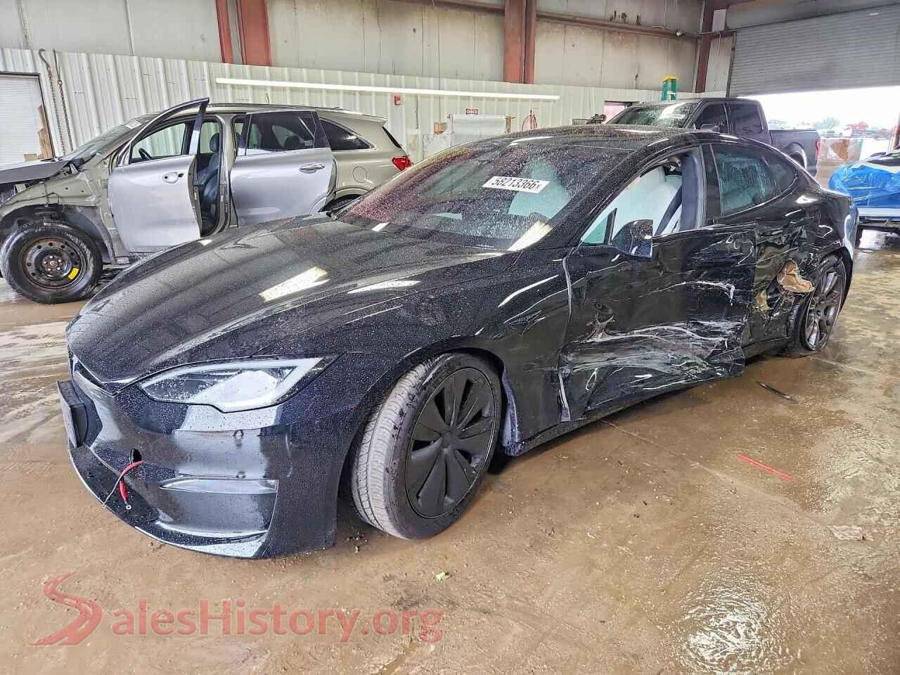 2024 TESLA MODEL S — VIN 5YJSA1E52RF543624