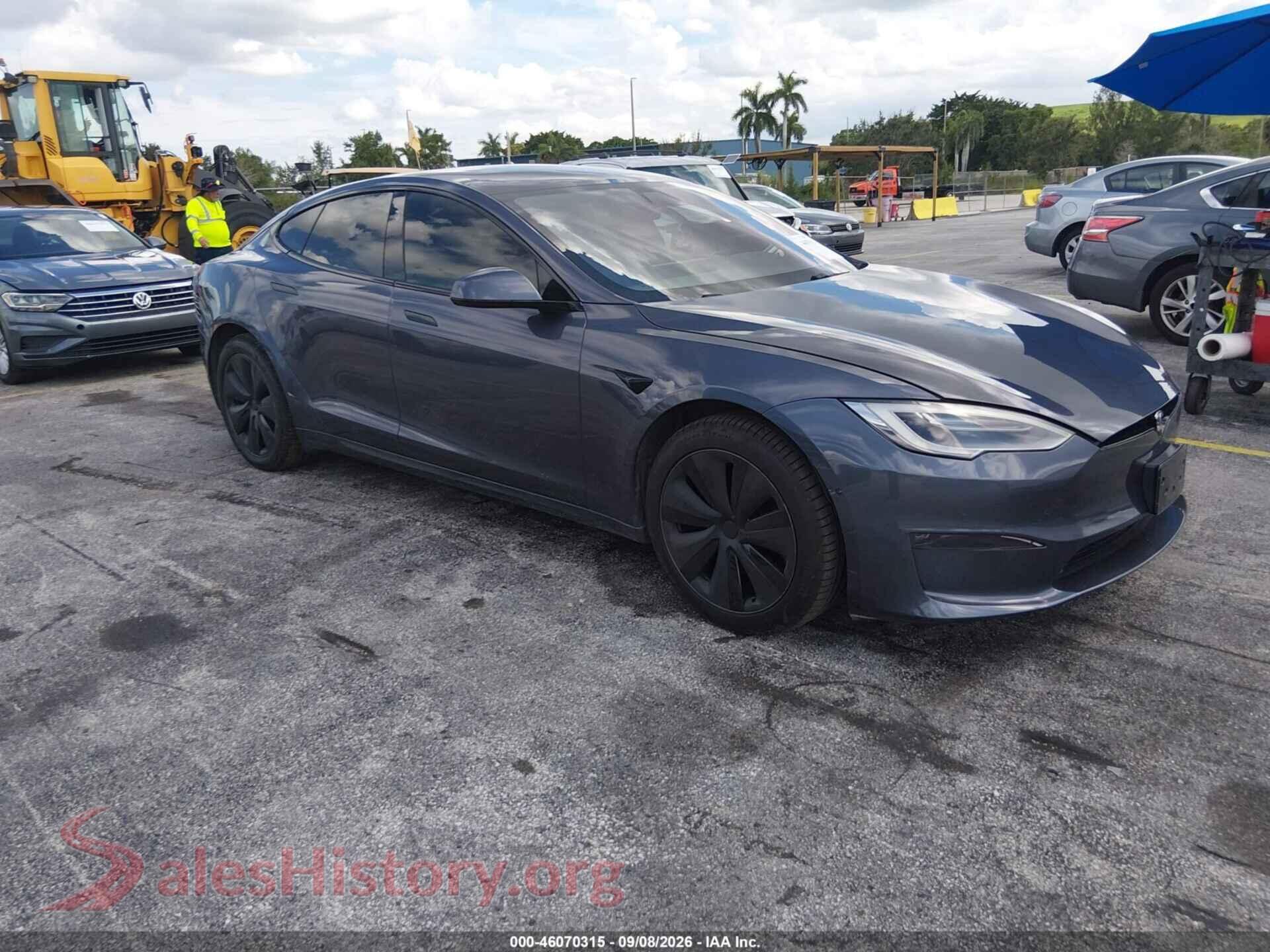 2021 TESLA MODEL S — VIN 5YJSA1E5XMF428830