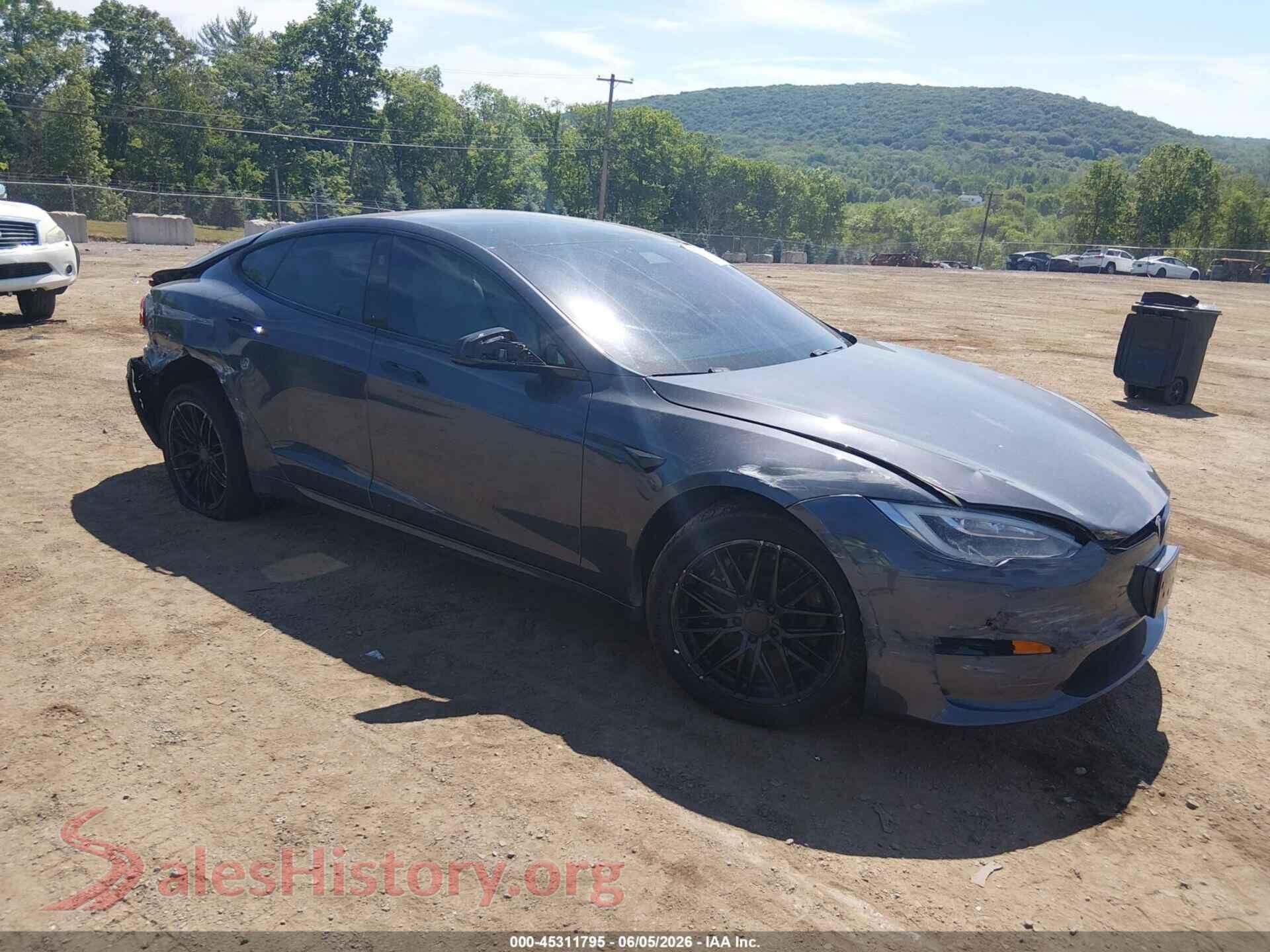 2021 TESLA MODEL S — VIN 5YJSA1E68MF433694