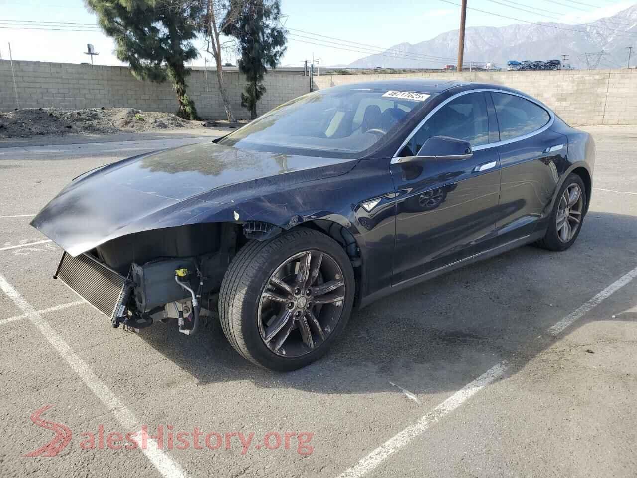 2014 TESLA MODEL S — VIN 5YJSA1H11EFP32882