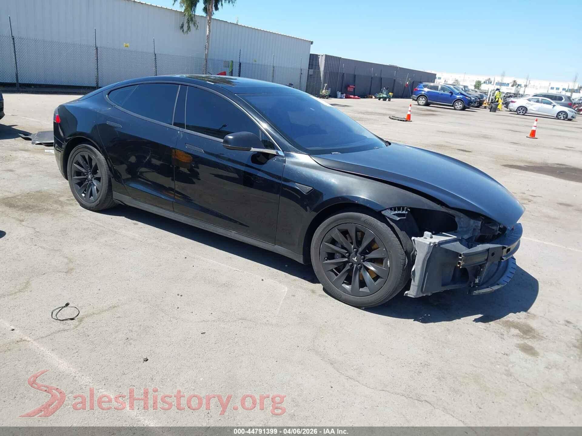 2014 TESLA MODEL S — VIN 5YJSA1H15EFP34795