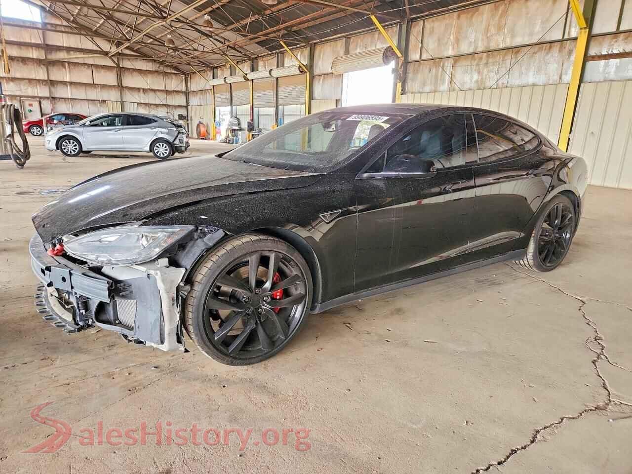 2015 TESLA MODEL S — VIN 5YJSA1H15FF085212