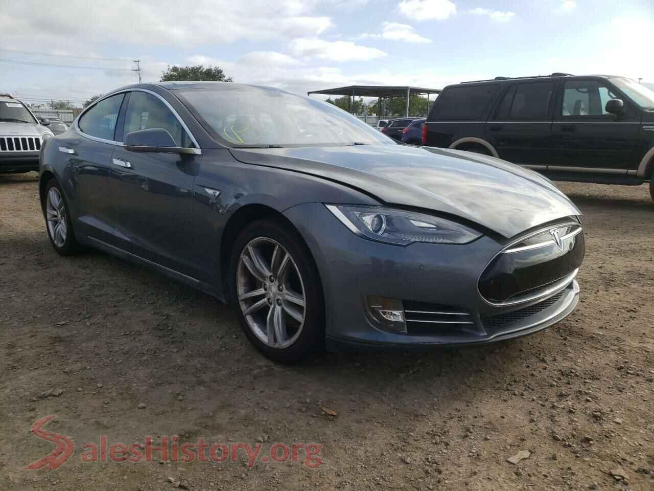 2014 TESLA MODEL S — VIN 5YJSA1H18EFP46004