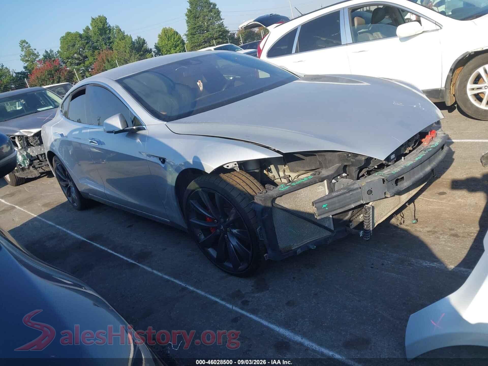 2015 TESLA MODEL S — VIN 5YJSA1H21FFP73300