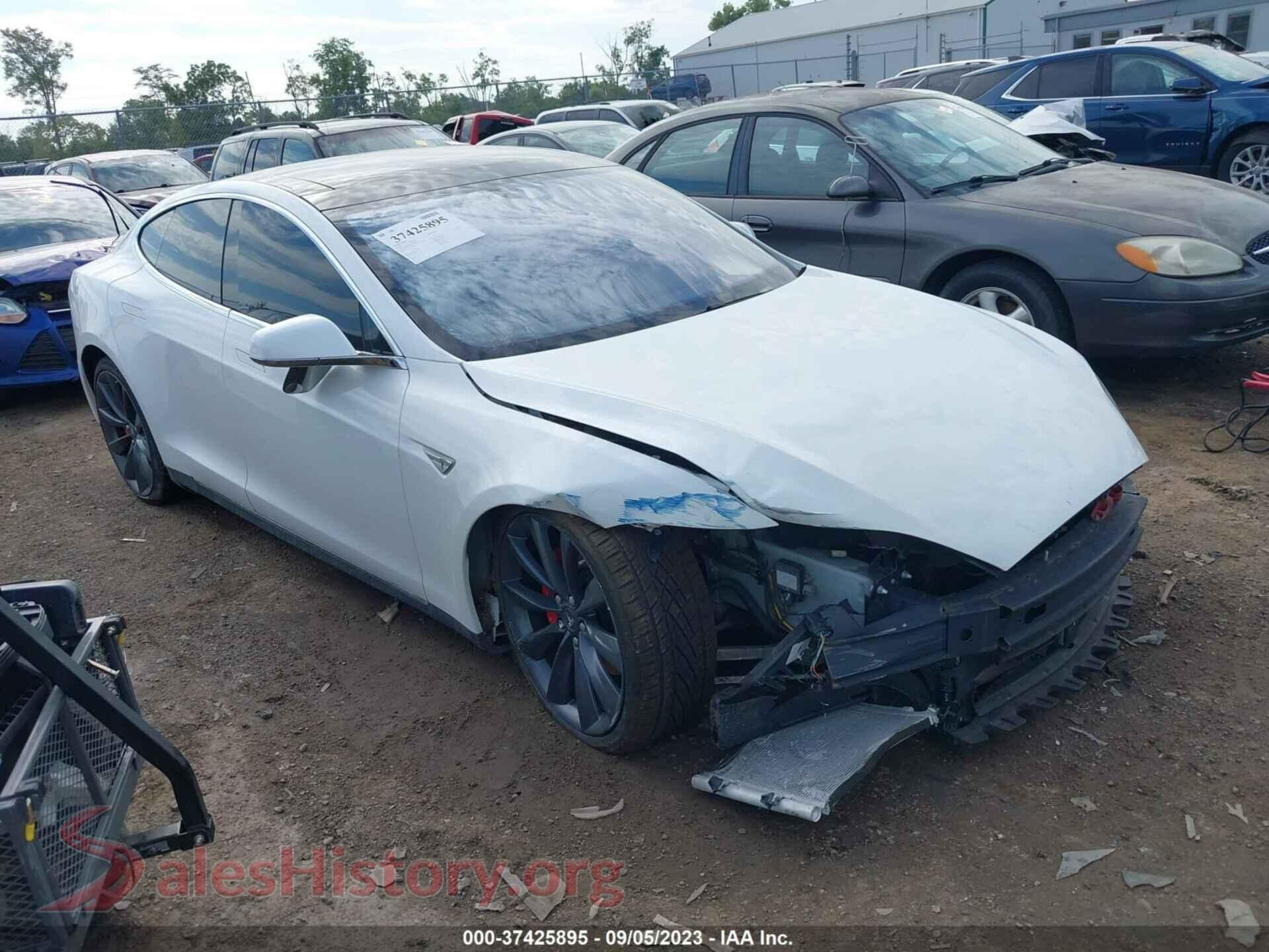 2015 TESLA MODEL S — VIN 5YJSA1H43FF090791