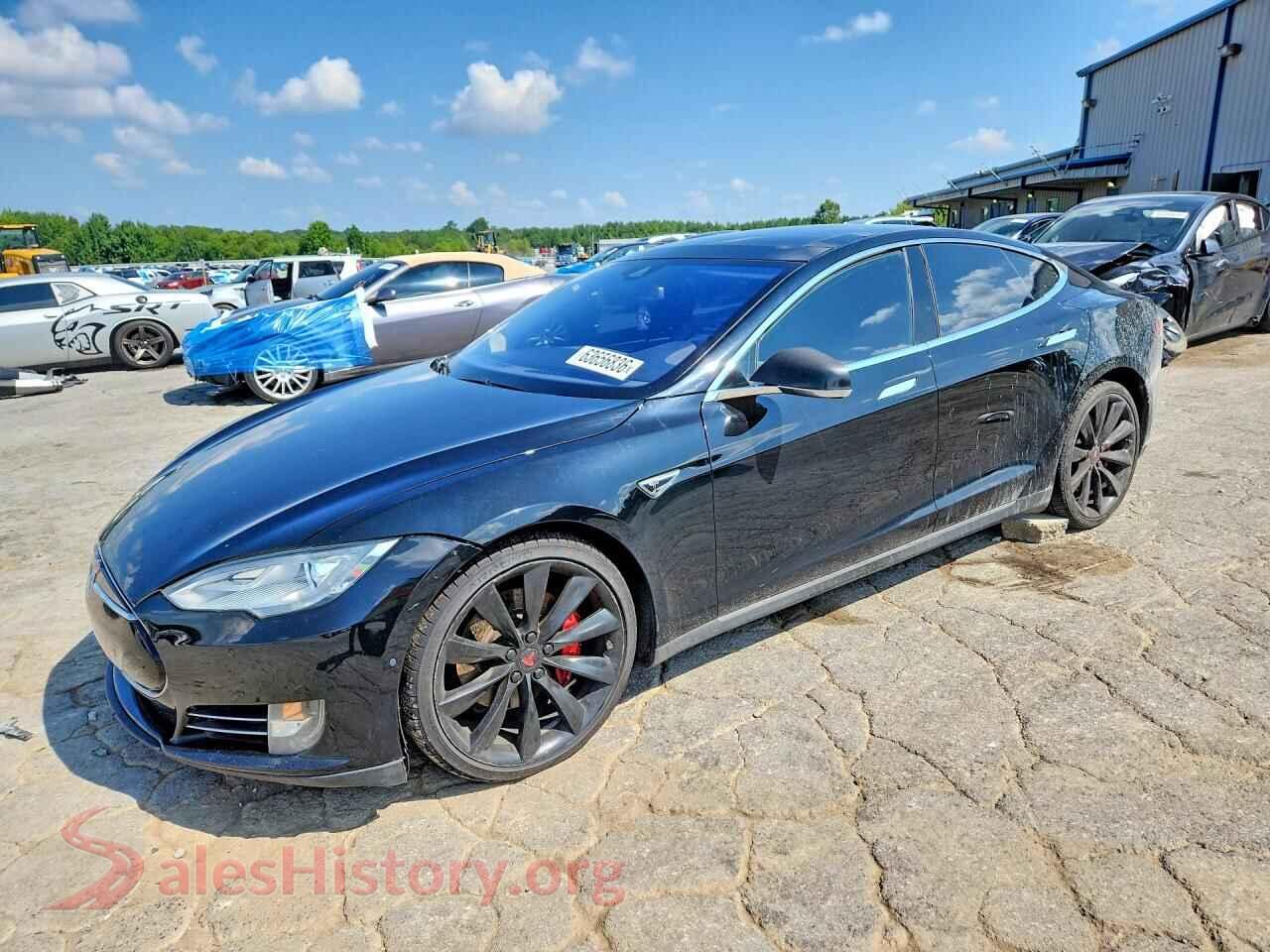 2015 TESLA MODEL S — VIN 5YJSA1H47FF083200