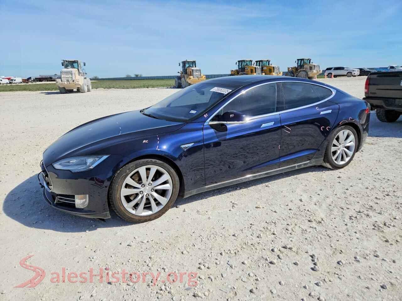 2015 TESLA MODEL S — VIN 5YJSA1S15FFP77088