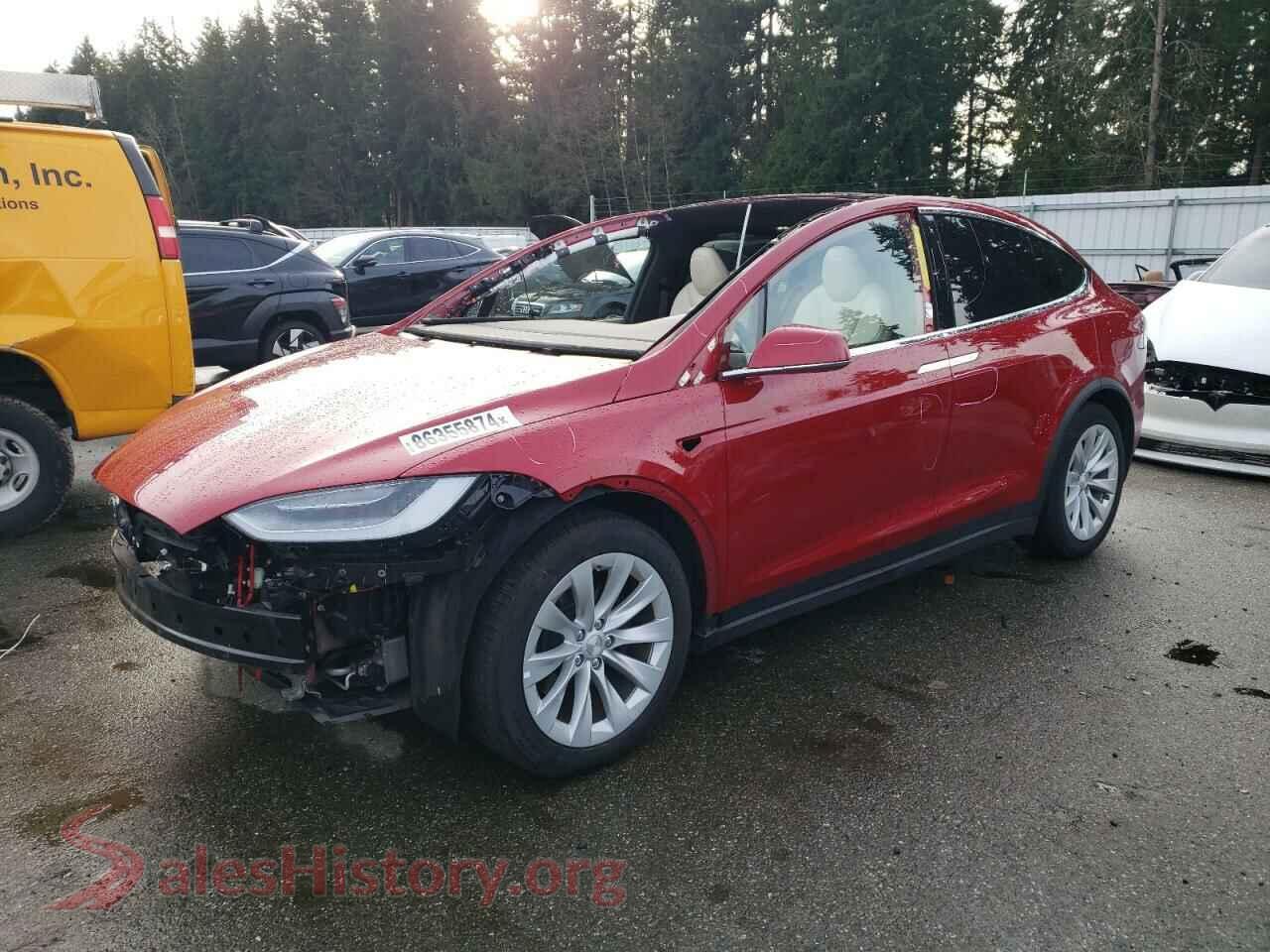 2020 TESLA MODEL X — VIN 5YJXCBE22LF263012