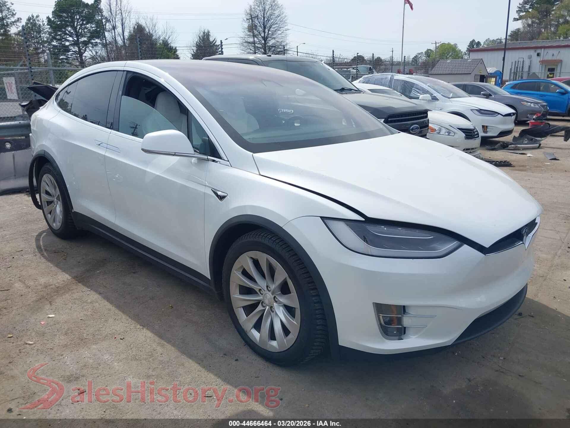 2019 TESLA MODEL X — VIN 5YJXCBE26KF160805
