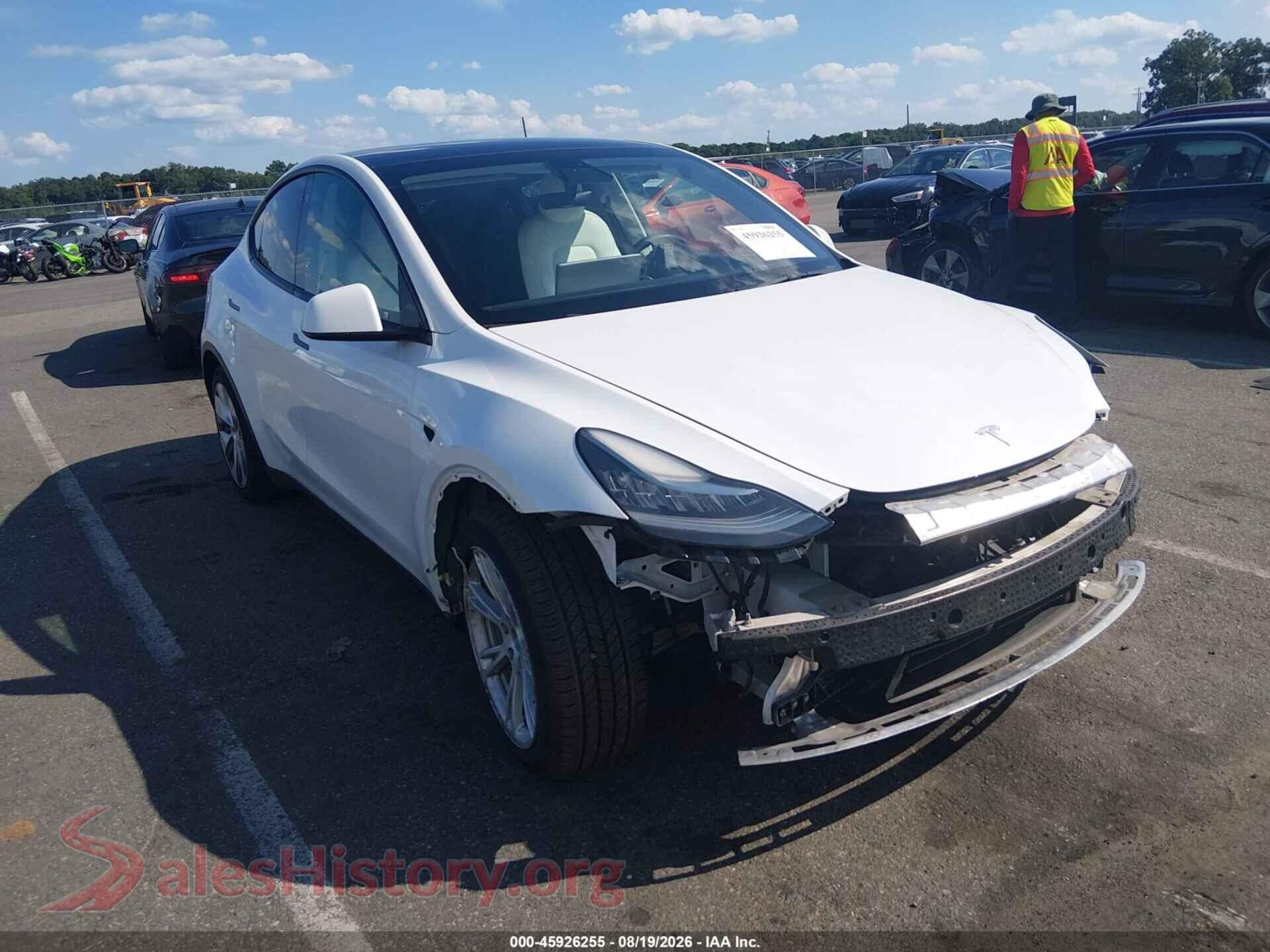 2021 TESLA MODEL Y — VIN 5YJYGAEE0MF189197