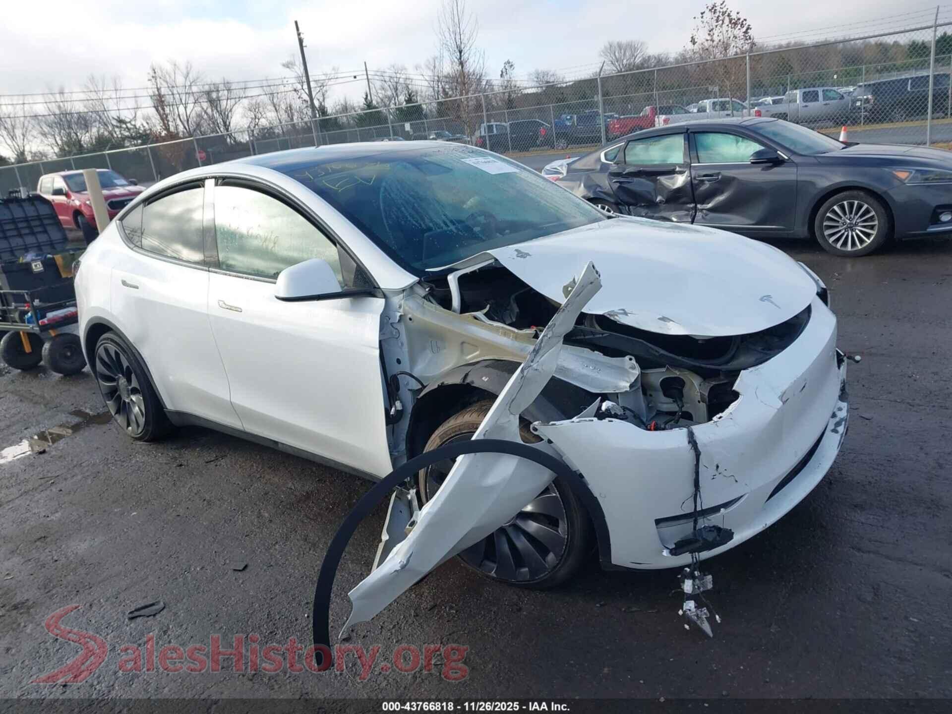 2021 TESLA MODEL Y — VIN 5YJYGAEE5MF191382