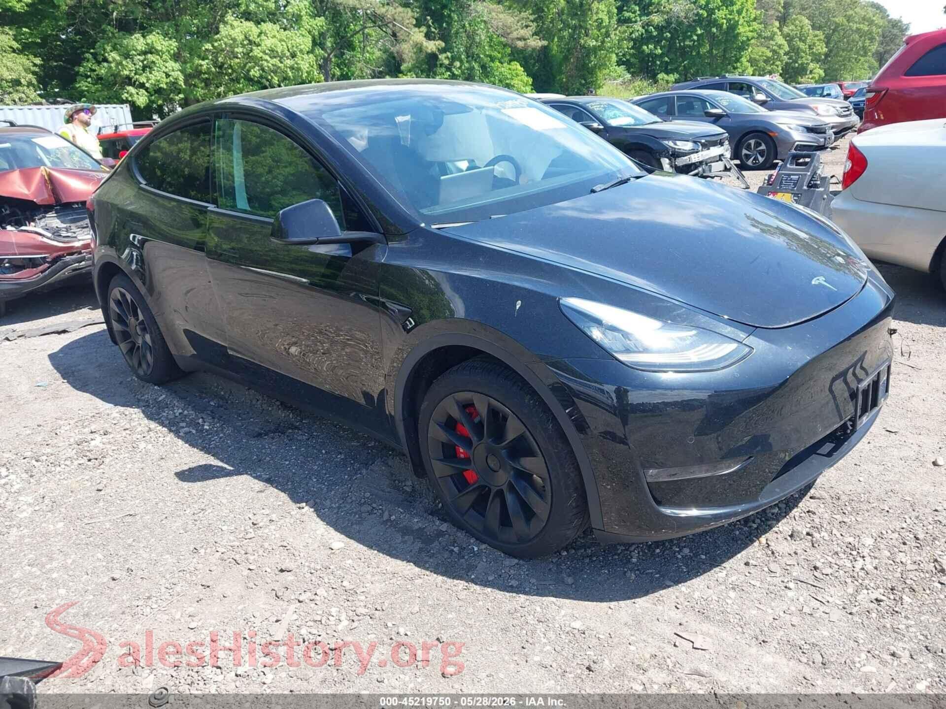 2021 TESLA MODEL Y — VIN 5YJYGDEE0MF266281