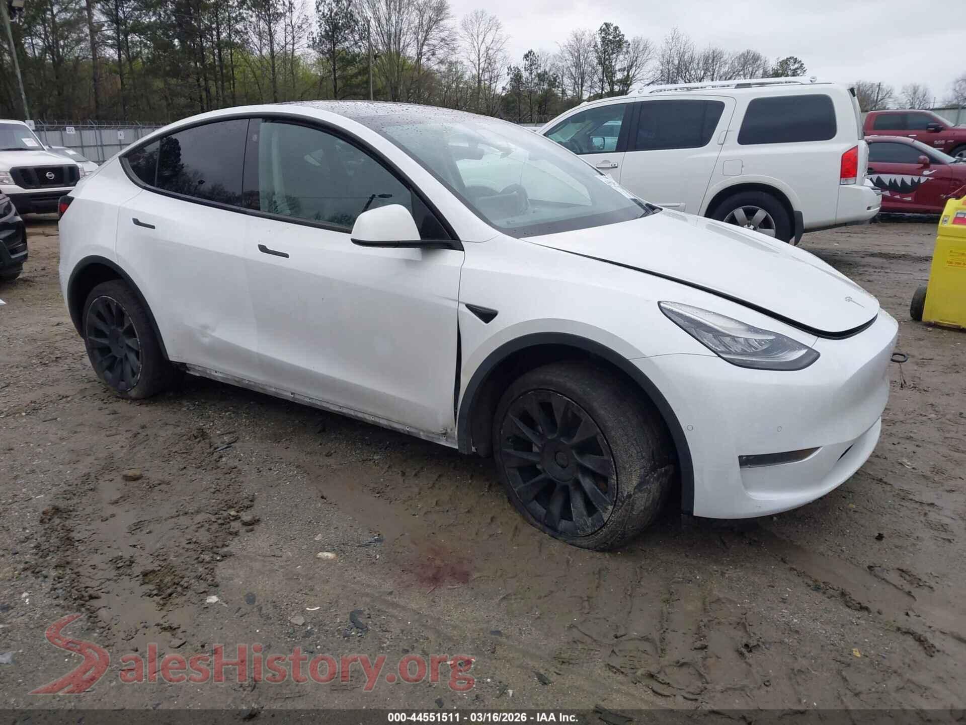 2021 TESLA MODEL Y — VIN 5YJYGDEE1MF066042