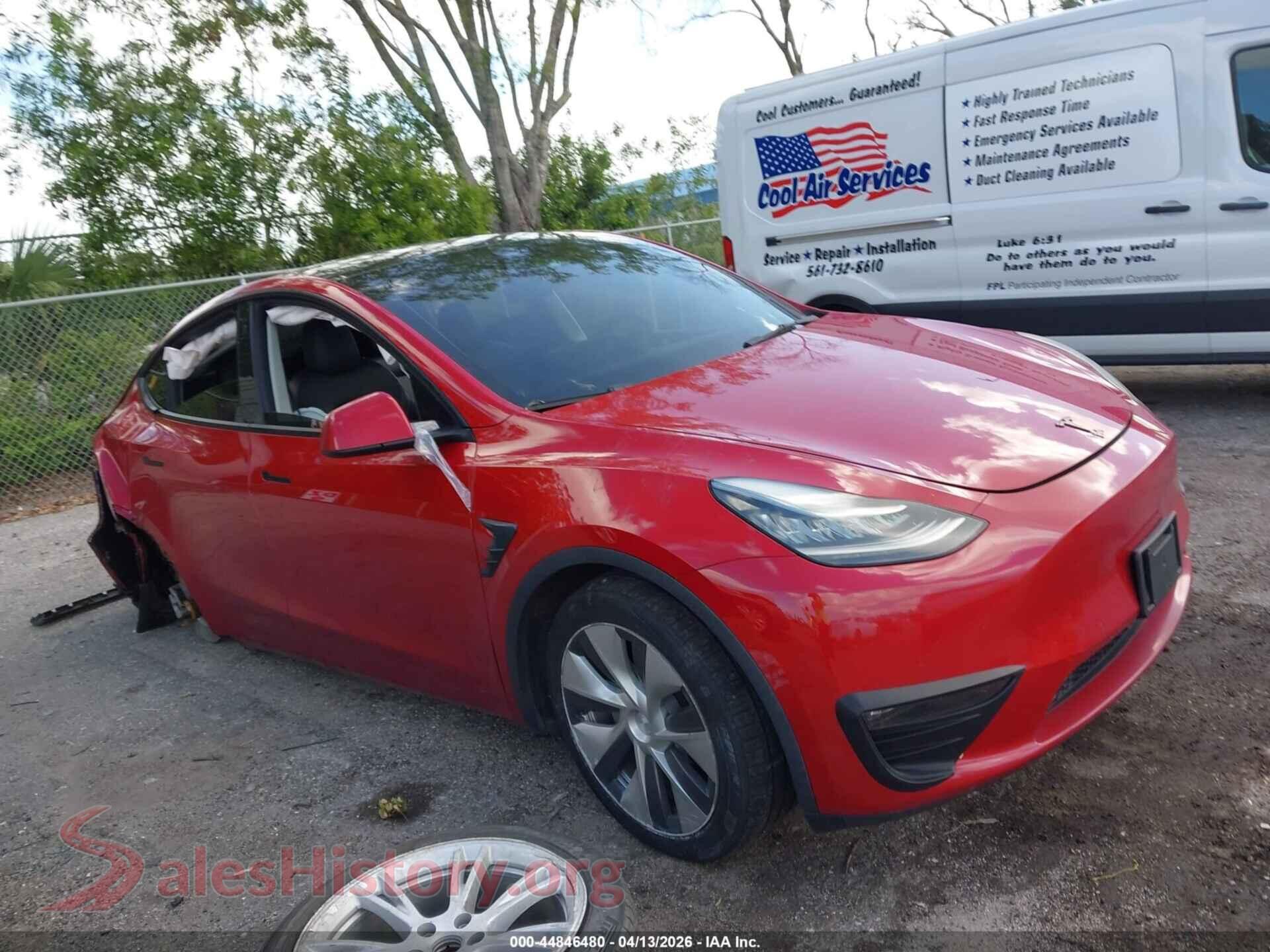 2021 TESLA MODEL Y — VIN 5YJYGDEE1MF208454