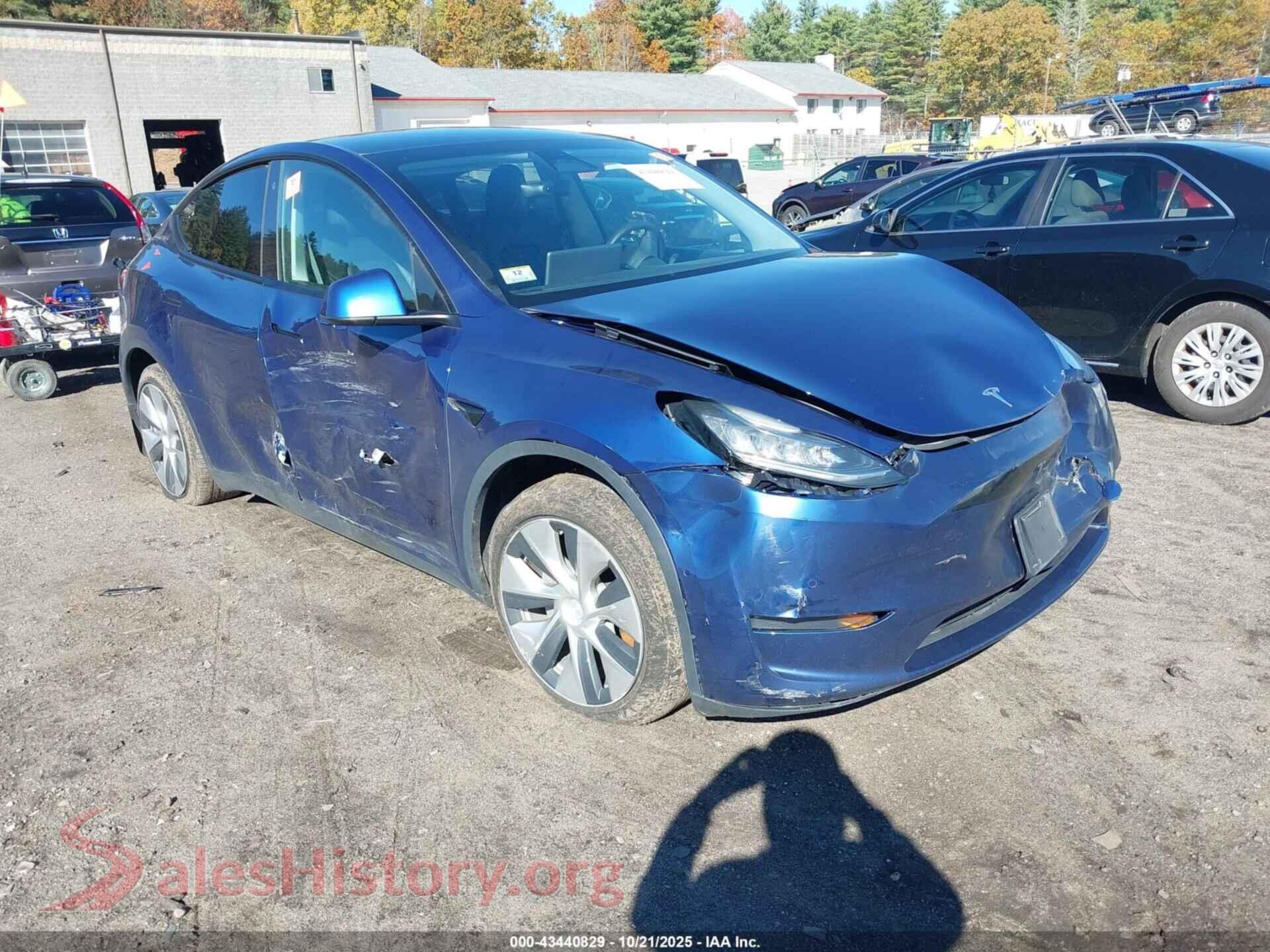 2020 TESLA MODEL Y — VIN 5YJYGDEE2LF016684