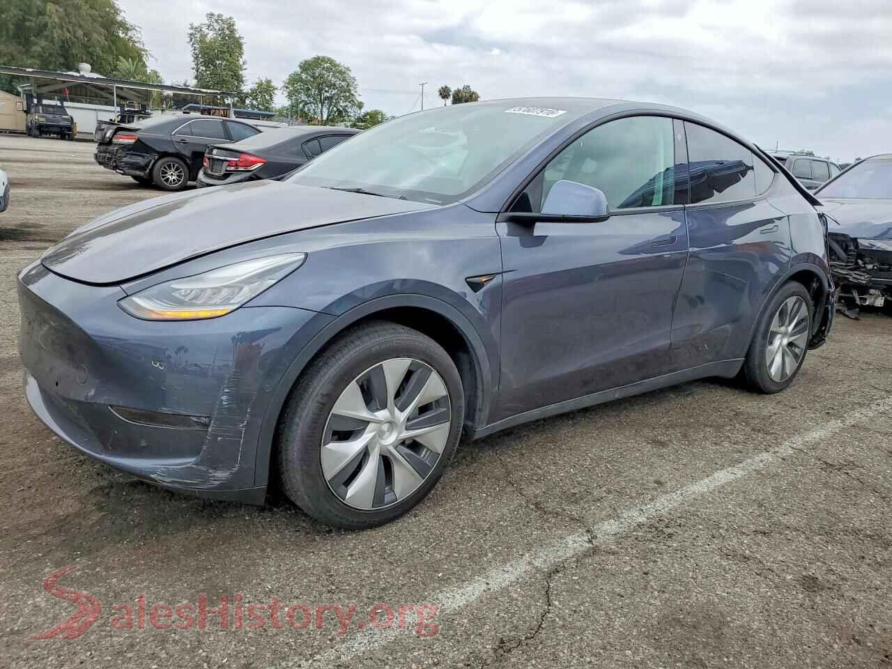 2021 TESLA MODEL Y — VIN 5YJYGDEE2MF090740