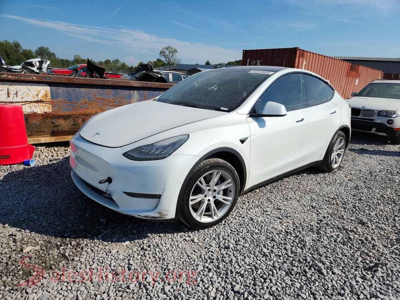 2021 TESLA MODEL Y — VIN 5YJYGDEE2MF138625