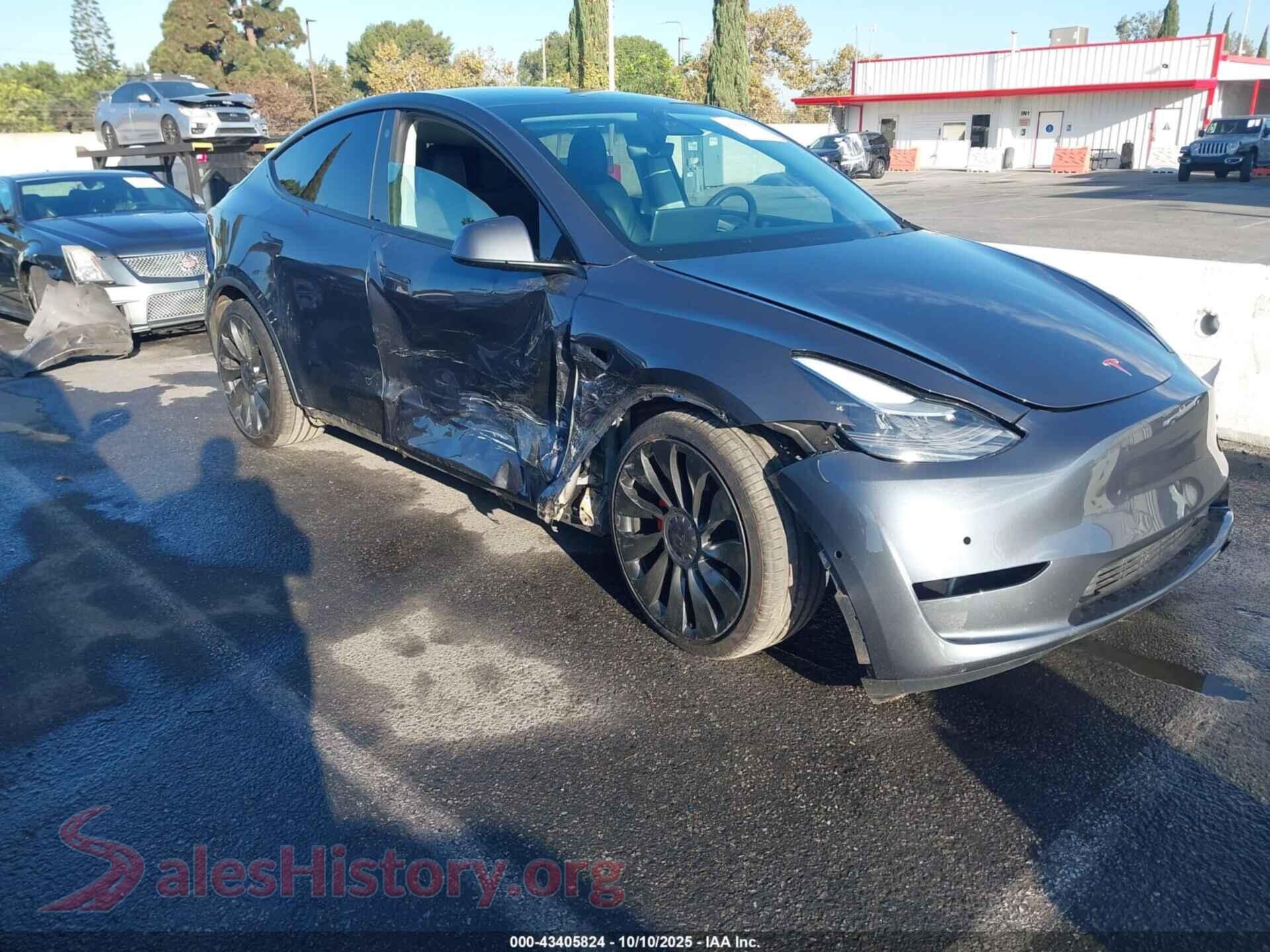 2021 TESLA MODEL Y — VIN 5YJYGDEF8MF212025
