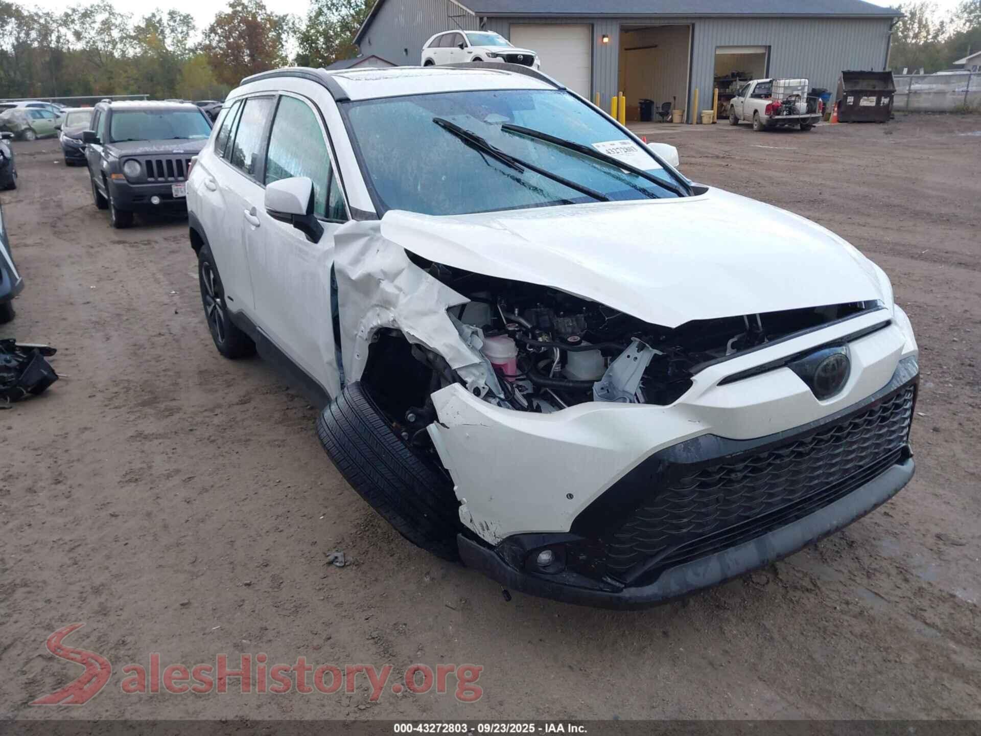 2024 TOYOTA COROLLA CROSS HYBRID — VIN 7MUFBABG2RV055666