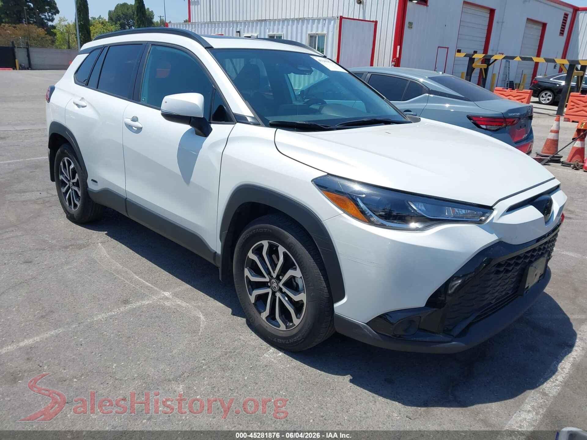 2024 TOYOTA COROLLA CROSS HYBRID — VIN 7MUFBABG4RV033636