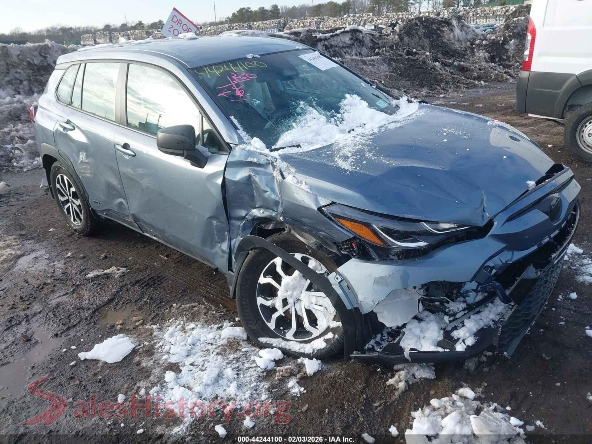 2024 TOYOTA COROLLA CROSS HYBRID — VIN 7MUFBABG4RV041011