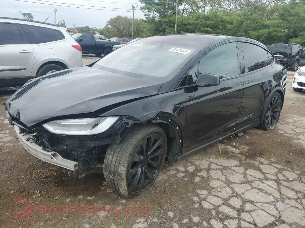 2022 TESLA MODEL X — VIN 7SAXCBE53NF358016