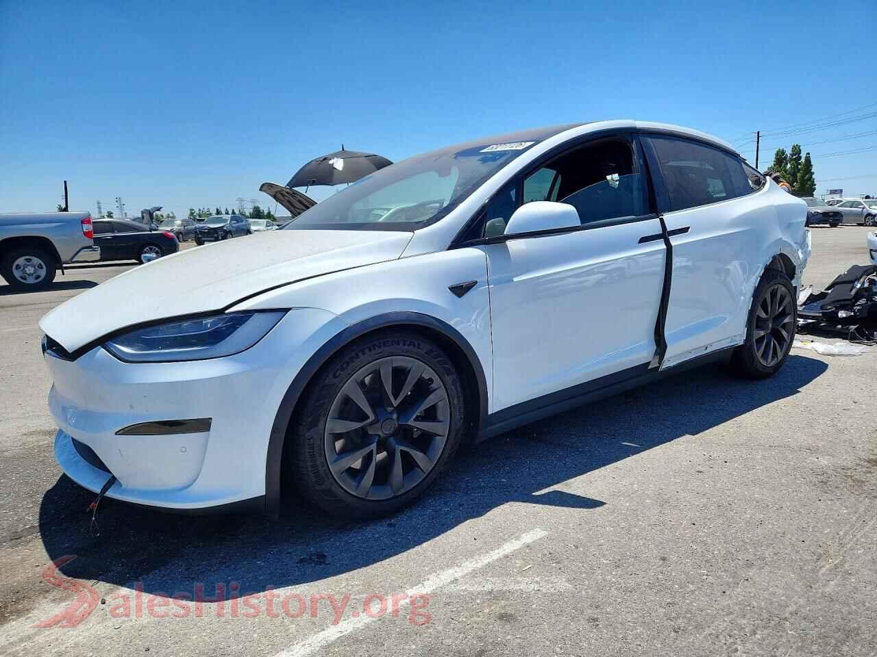 2022 TESLA MODEL X — VIN 7SAXCDE57NF338332