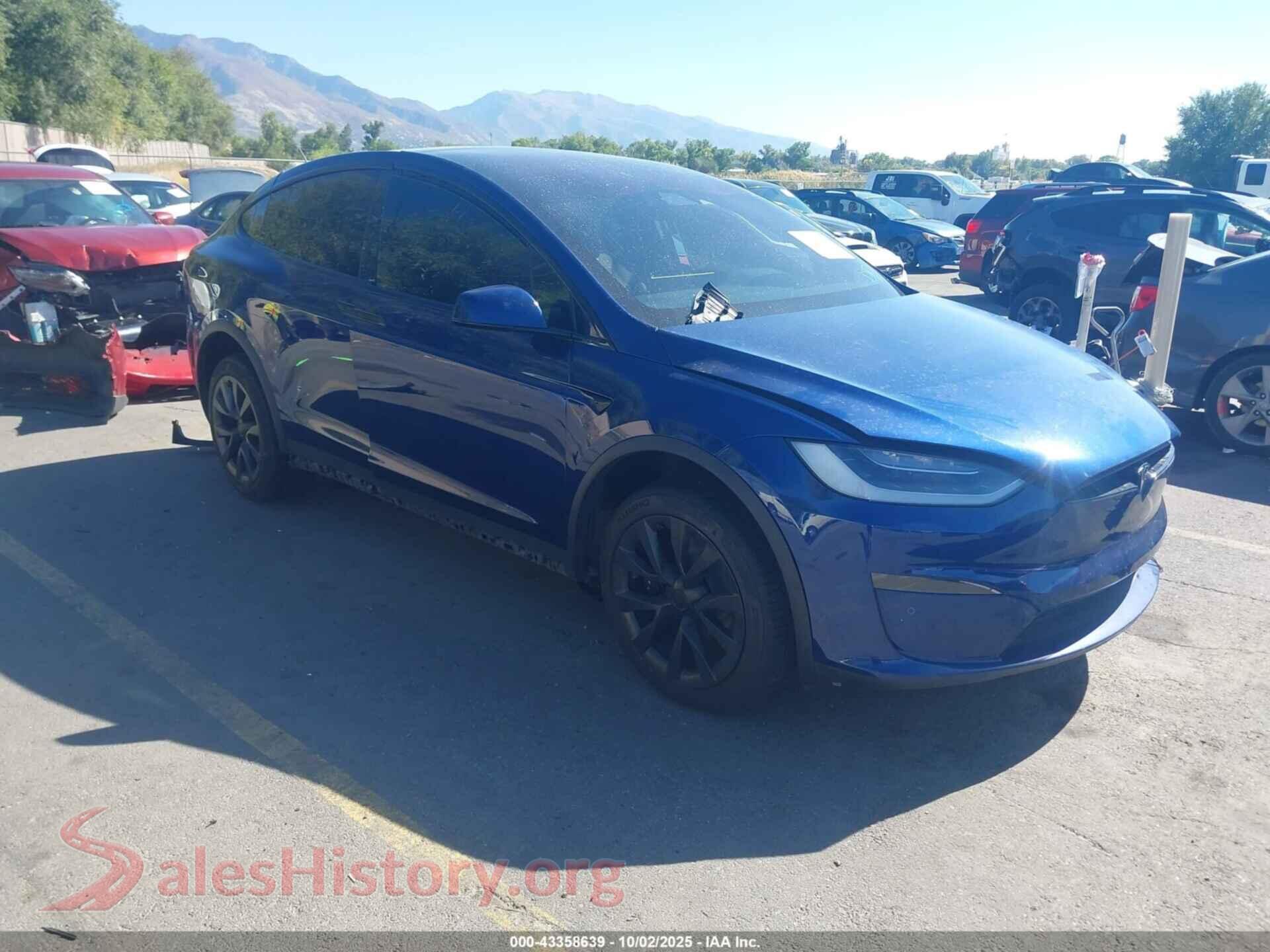 2022 TESLA MODEL X — VIN 7SAXCDE58NF350182