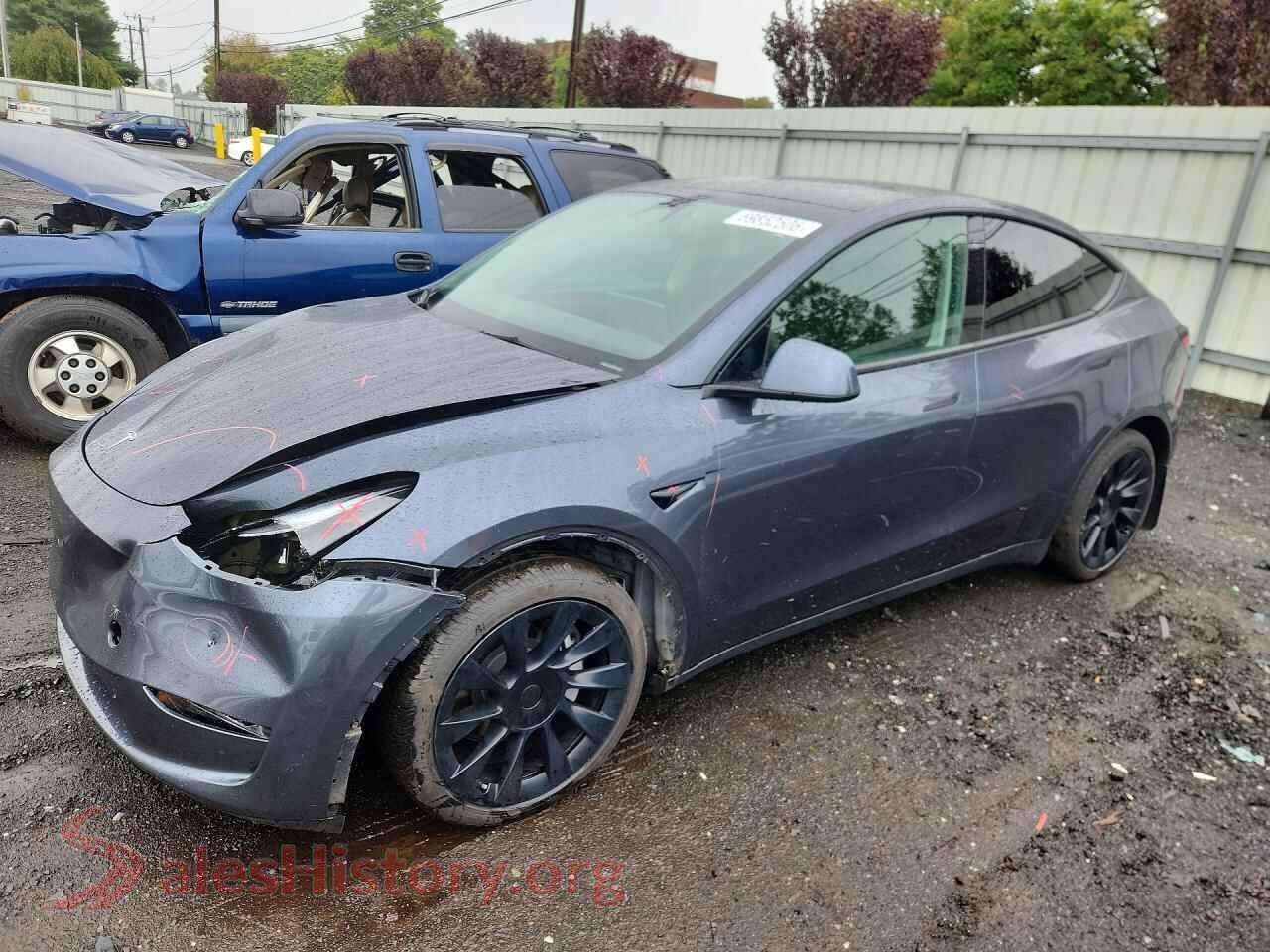 2023 TESLA MODEL Y — VIN 7SAYGAEE3PF708430