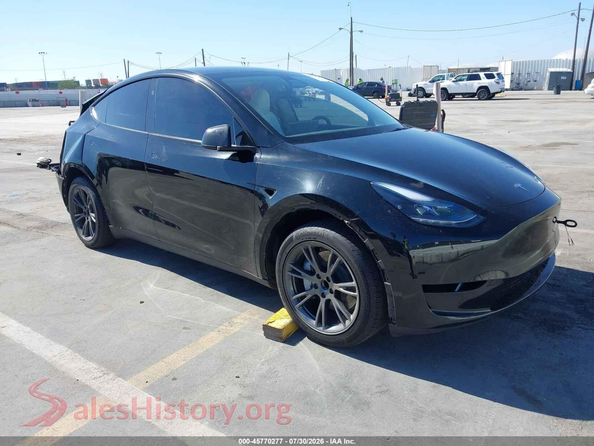 2025 TESLA MODEL Y — VIN 7SAYGDED7SF231017