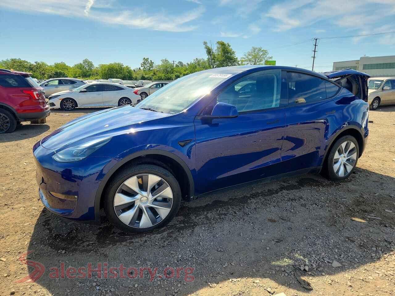 2023 TESLA MODEL Y — VIN 7SAYGDEE0PA205372