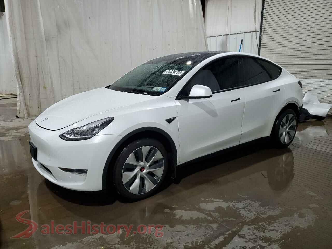 2023 TESLA MODEL Y — VIN 7SAYGDEE0PF615382