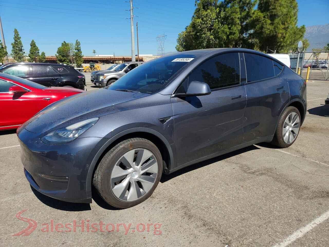 2022 TESLA MODEL Y — VIN 7SAYGDEE1NF435051